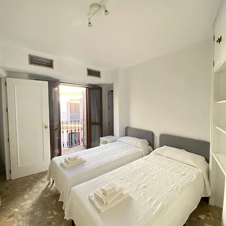 Luminoso Y Centrico Apartamento La Campana Seville Exterior photo