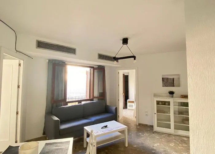 Luminoso Y Centrico Apartamento La Campana